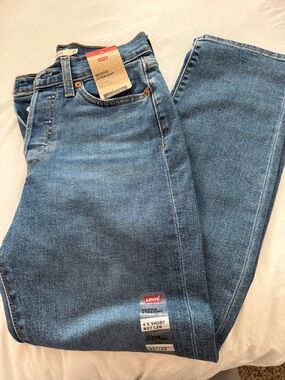 Levi's Women’s Wedgie Straight Jeans - Medium Blue